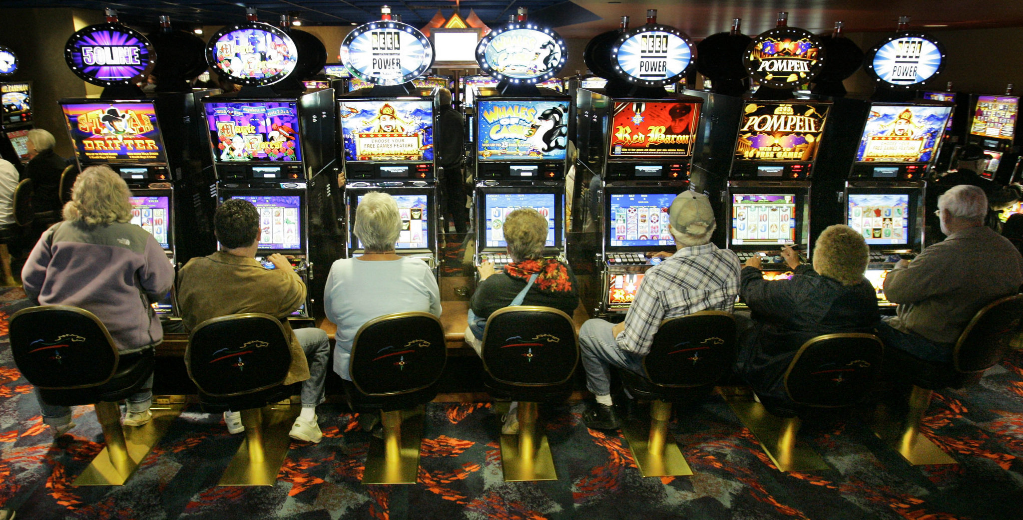 What Slots Machines Are Available At SlotsPlus Casino